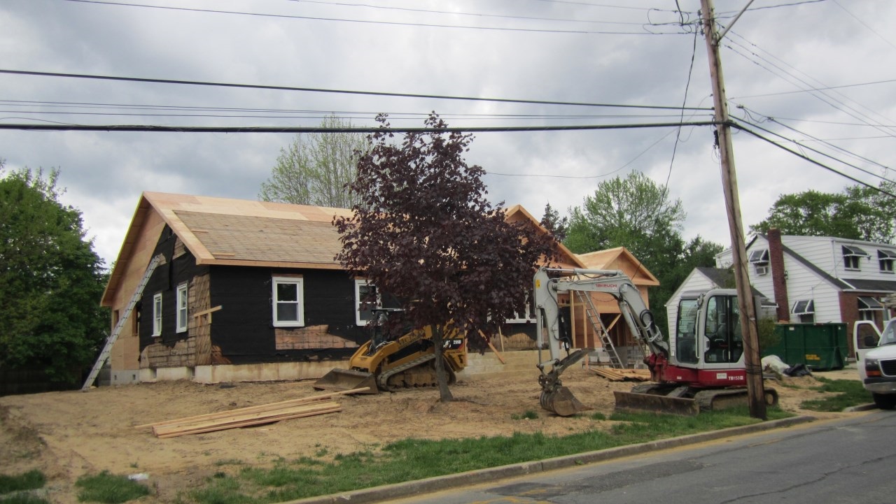 roofing-repair-contractor.jpg
